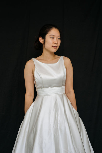 Dress: 2605  Mikaella shortened Waist: 26