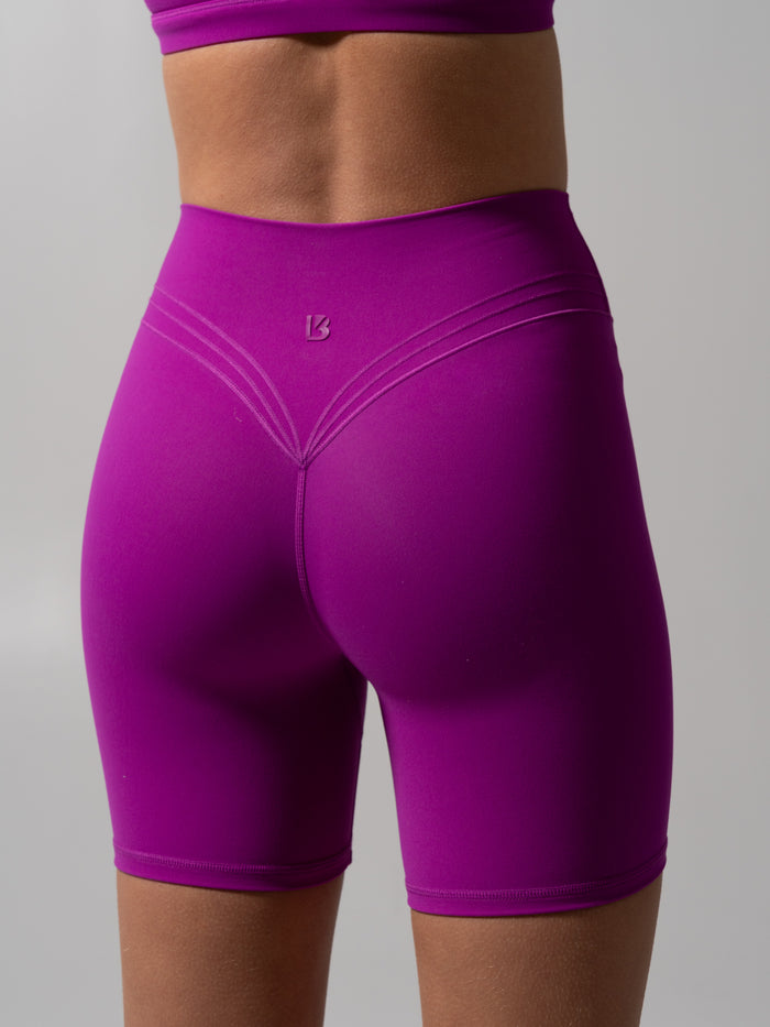 Micro Legacy Short 6" - Grape Juice