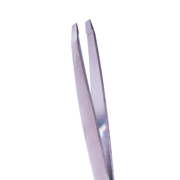ZOLA Beveled Eyebrow Tweezers Silver Eyebrow tweezers ZOLA