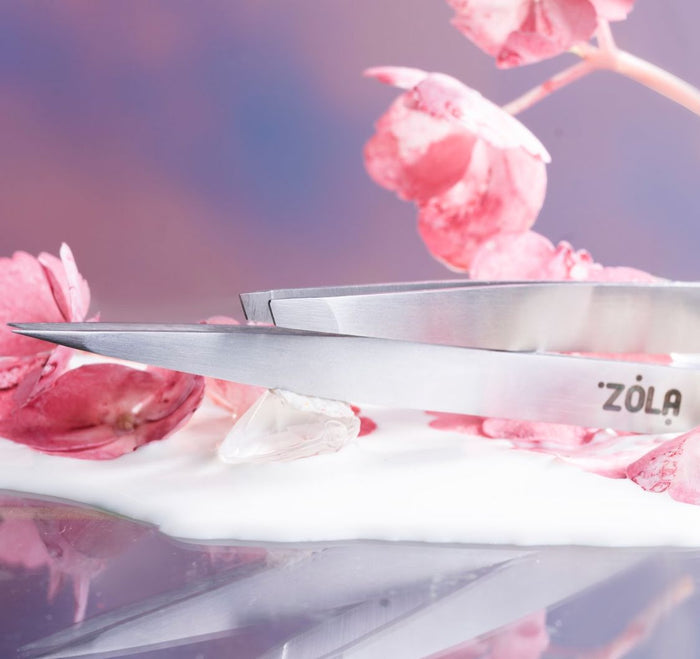 ZOLA Beveled Eyebrow Tweezers Silver Eyebrow tweezers ZOLA